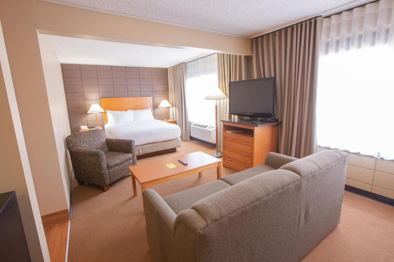 Neighbourhood Inn Hotels In Bonnyville Kültér fotó