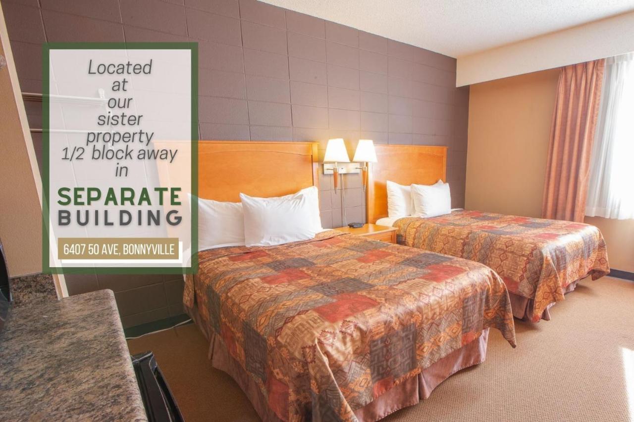 Neighbourhood Inn Hotels In Bonnyville Kültér fotó