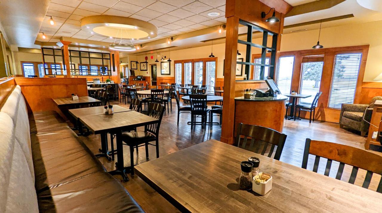 Neighbourhood Inn Hotels In Bonnyville Kültér fotó