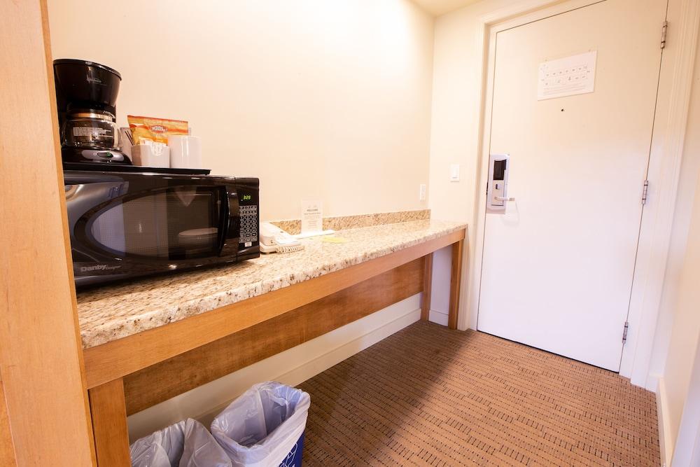Neighbourhood Inn Hotels In Bonnyville Kültér fotó
