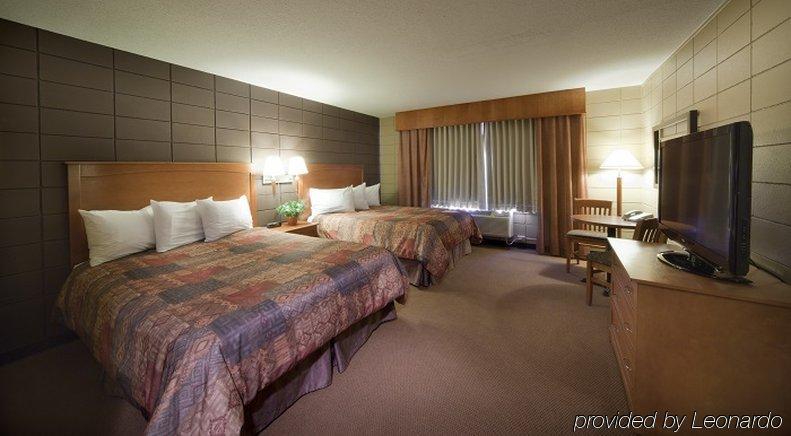 Neighbourhood Inn Hotels In Bonnyville Kültér fotó